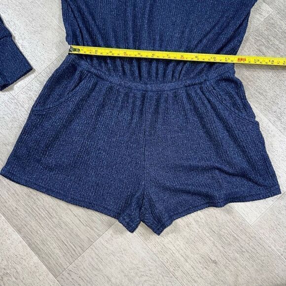 Gilly Hicks for Hollister, Long Sleeve Shorts Romper Outfit in Navy, Women’s XS - Picture 9 of 12